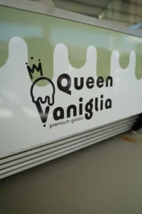 QUEEN STICKER